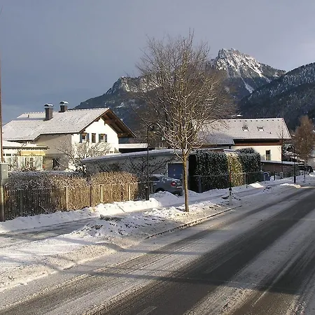 Anita's Nahe Neuschwanstein Ройте