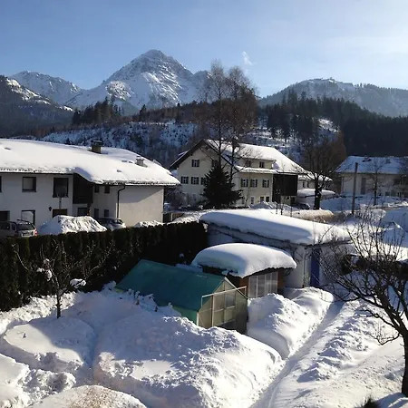 Anita's Nahe Neuschwanstein Ройте